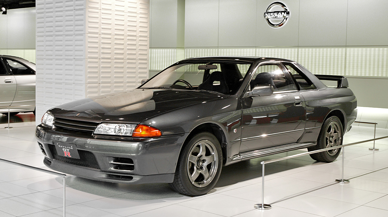 Nissan_Skyline_R32_GT-R_001